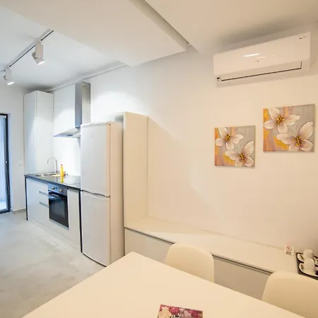 Milan Luxury Vi-brasov#near Coresi Mall Brasov