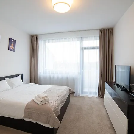 Milan Luxury Vi-brasov#near Coresi Mall *